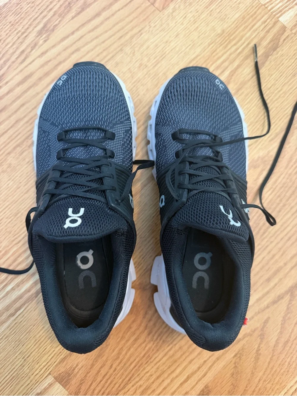 On Running Running women Black Cloud Sneakers
